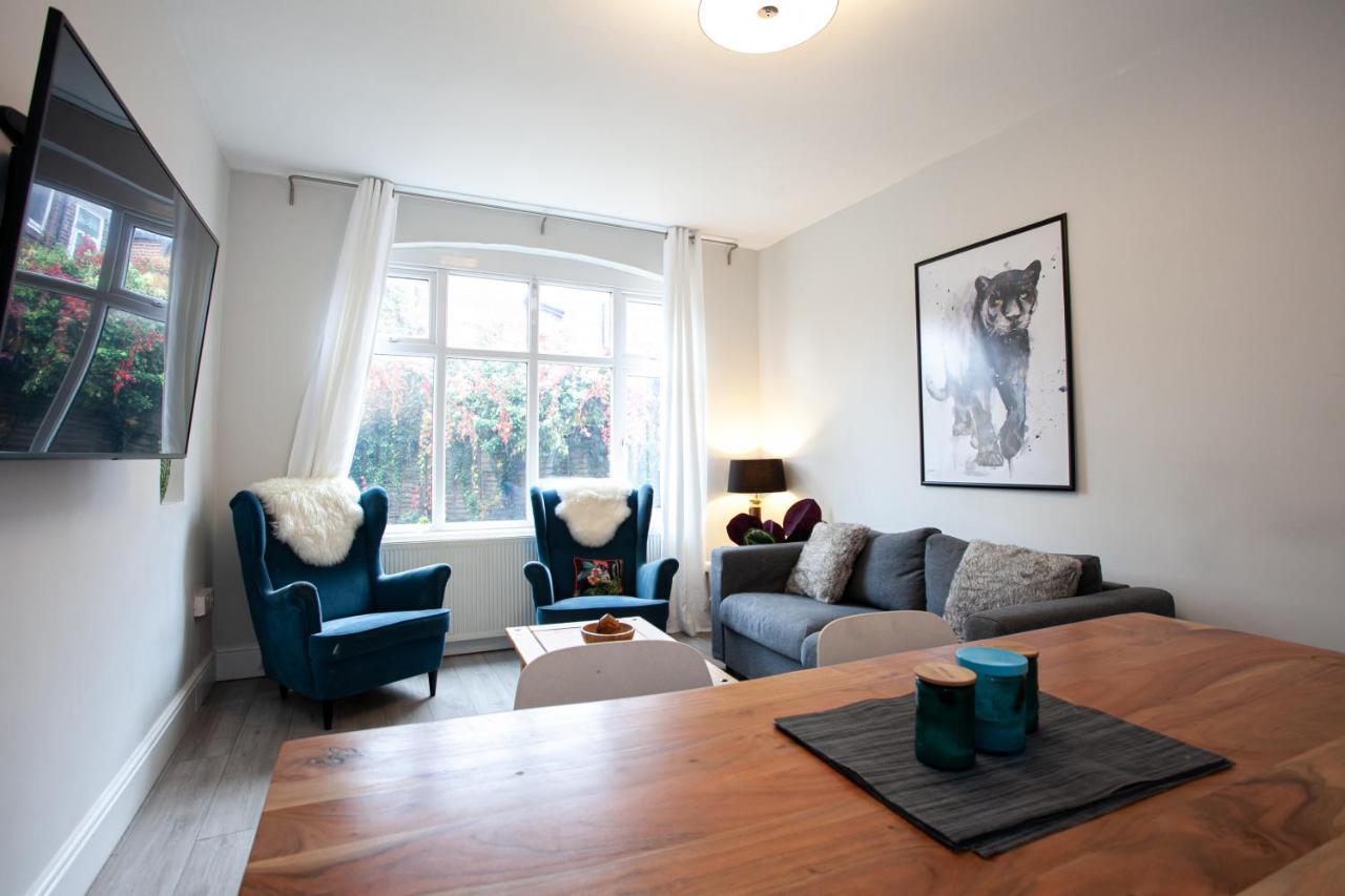 The Safari House - Your Ultimate Relaxation Destination Manchester Exteriör bild
